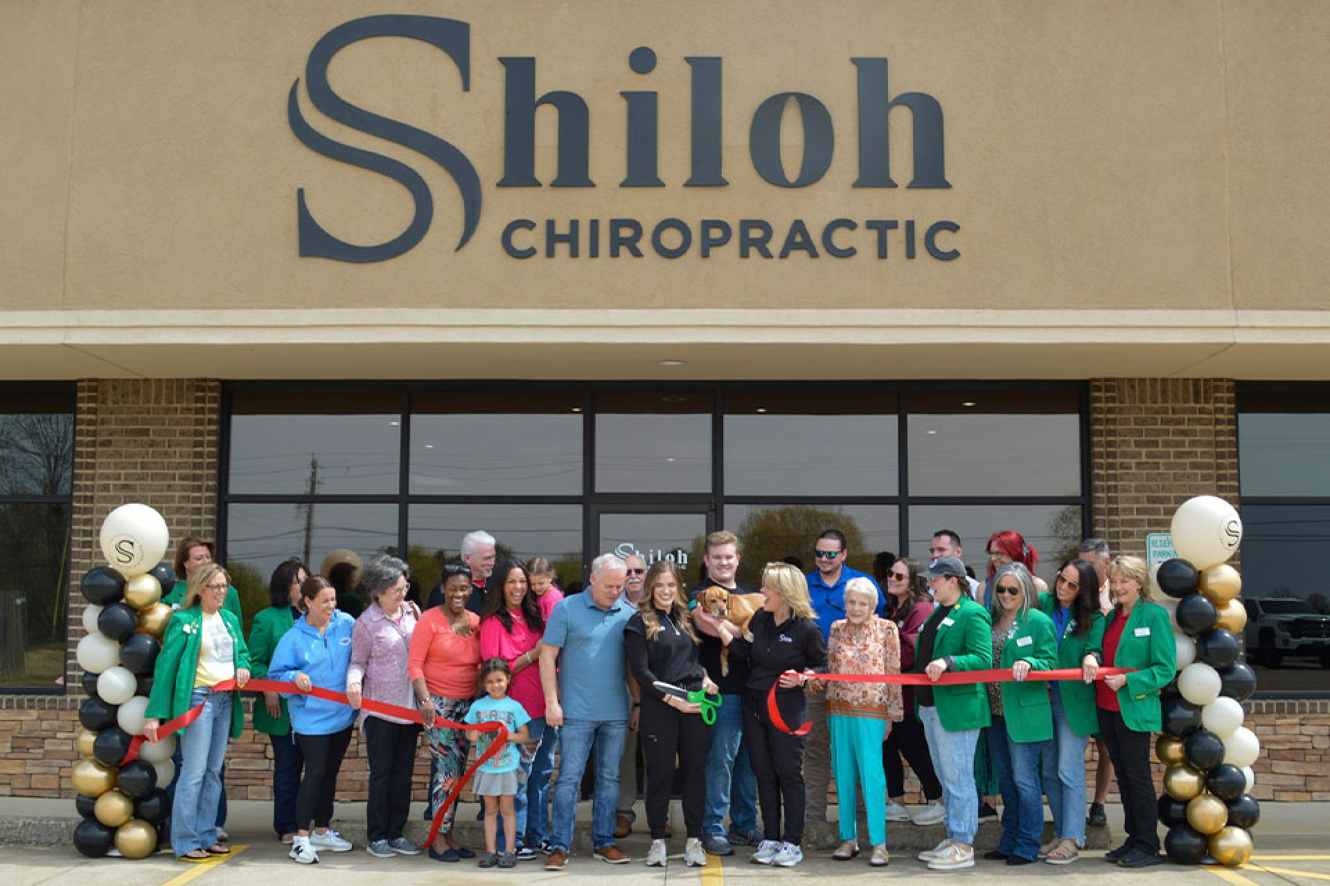 Paragould Chamber hosting a Ribbon Cutting for a new business! Shiloh Chiropractic