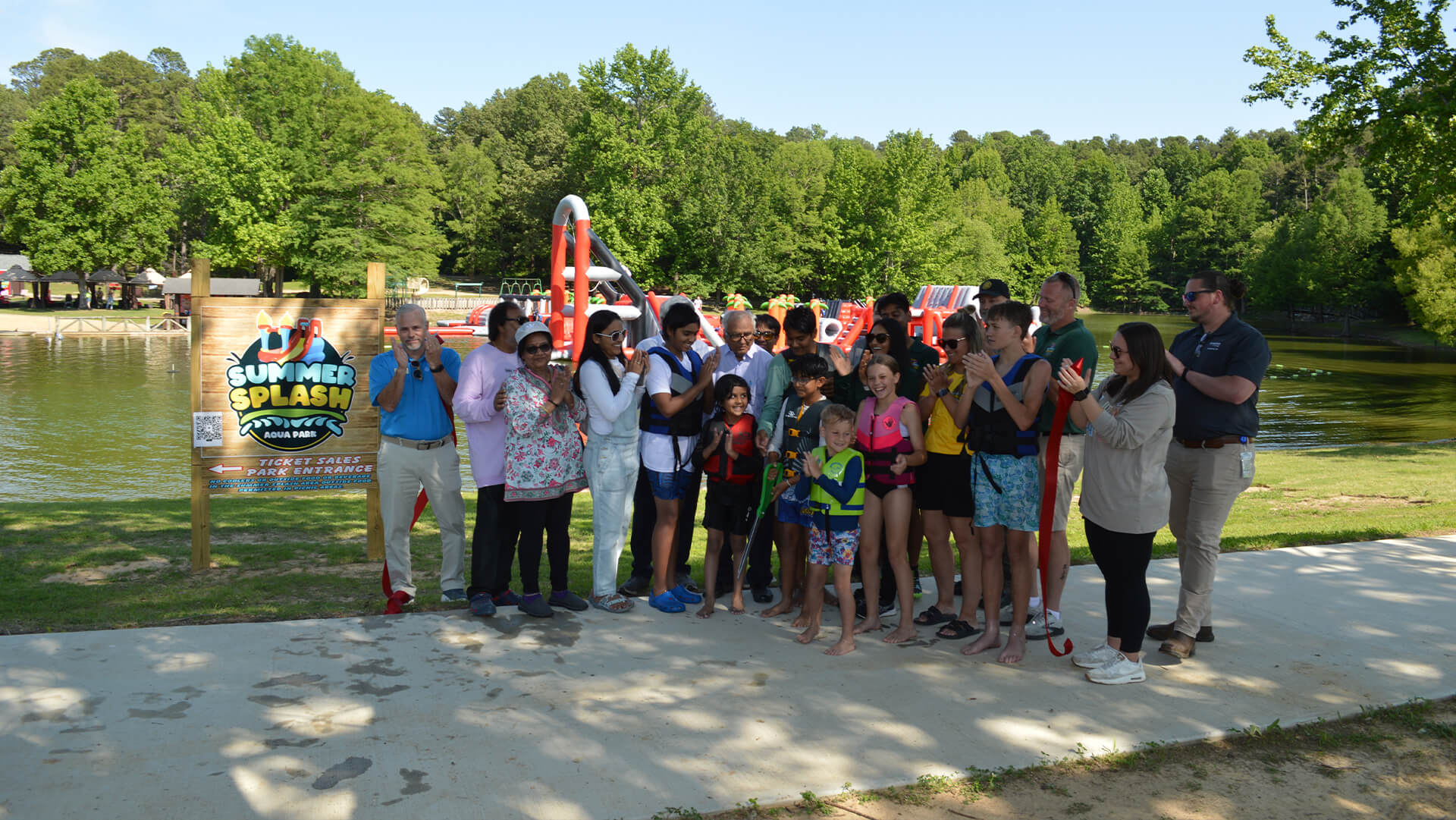 Summer Splash Aqua park hosted a Ribbon Cutting!