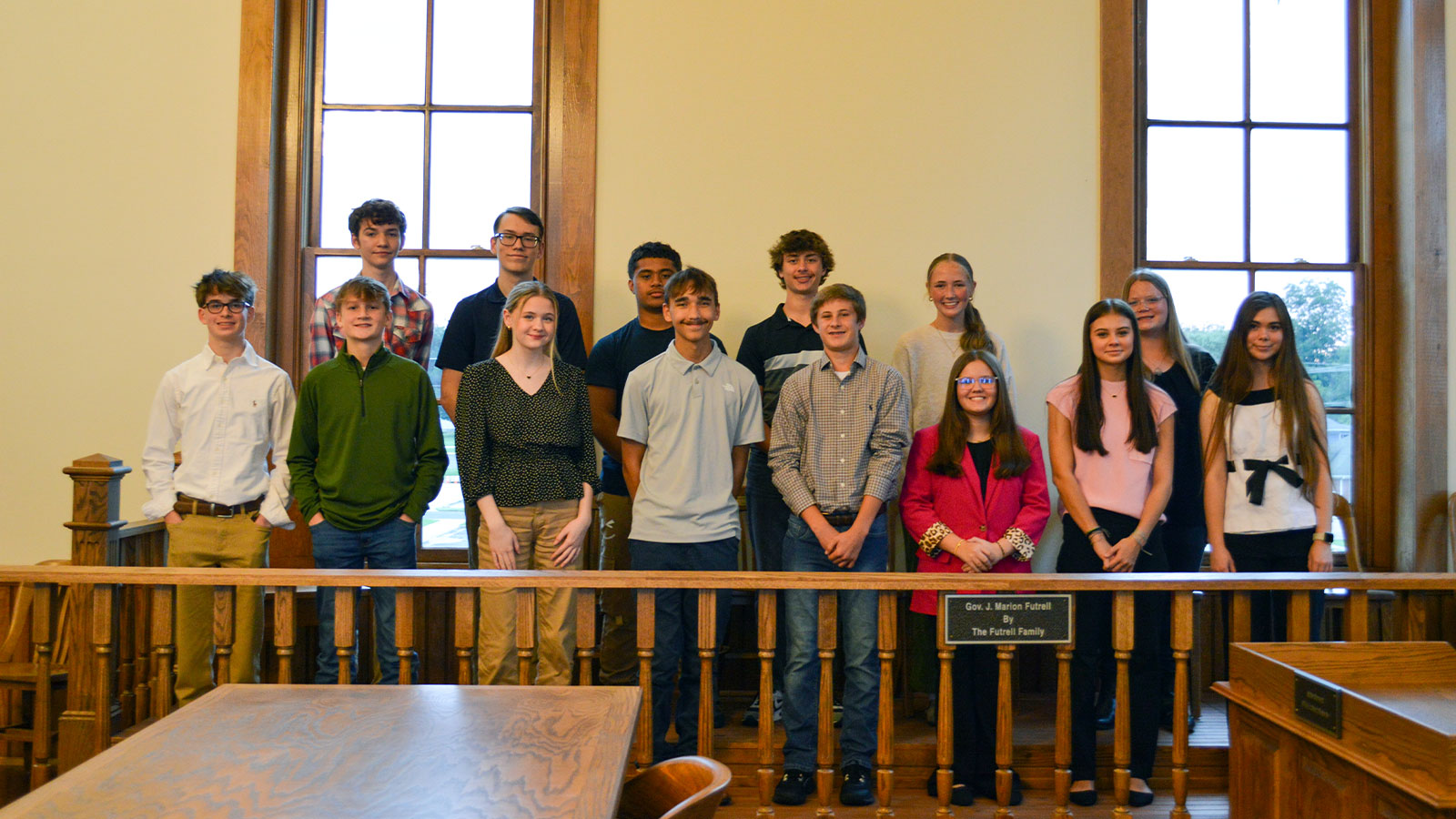 Youth Leadership Paragould posing for a picture at the Chamber of Commerce